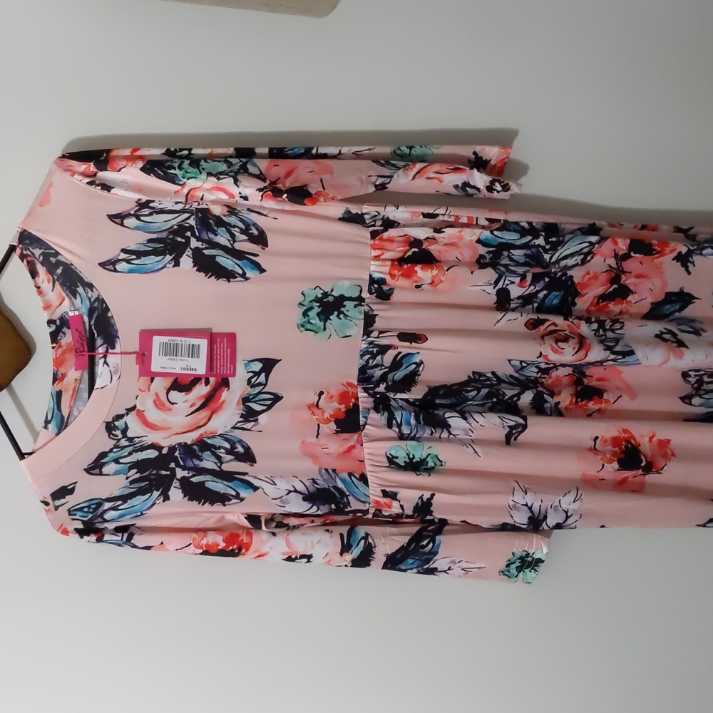 Amazon Women's Long Sleeve Floral Dress - Pink and Black